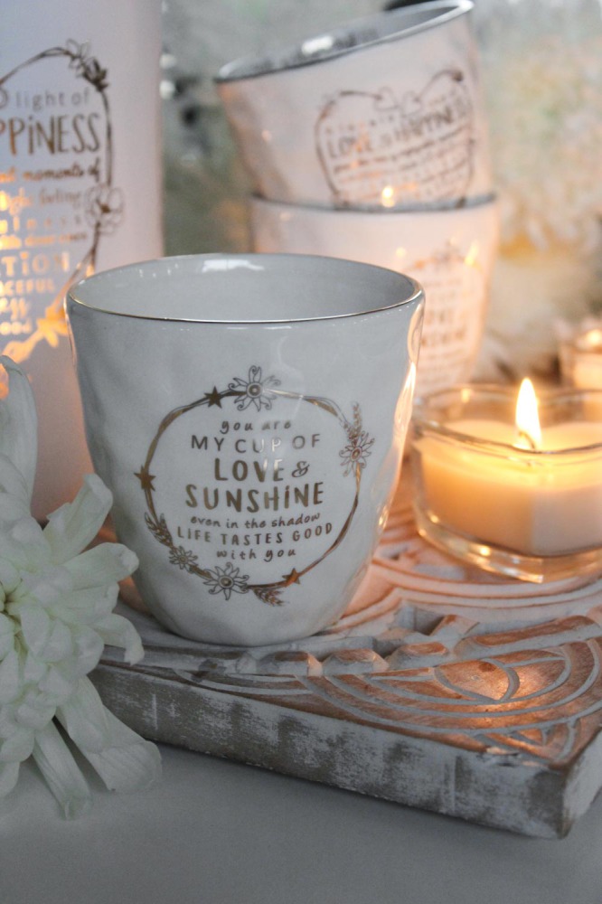 Mugg Cup of Love från Majas lyktor säljs till förmån för Barncancerfonden